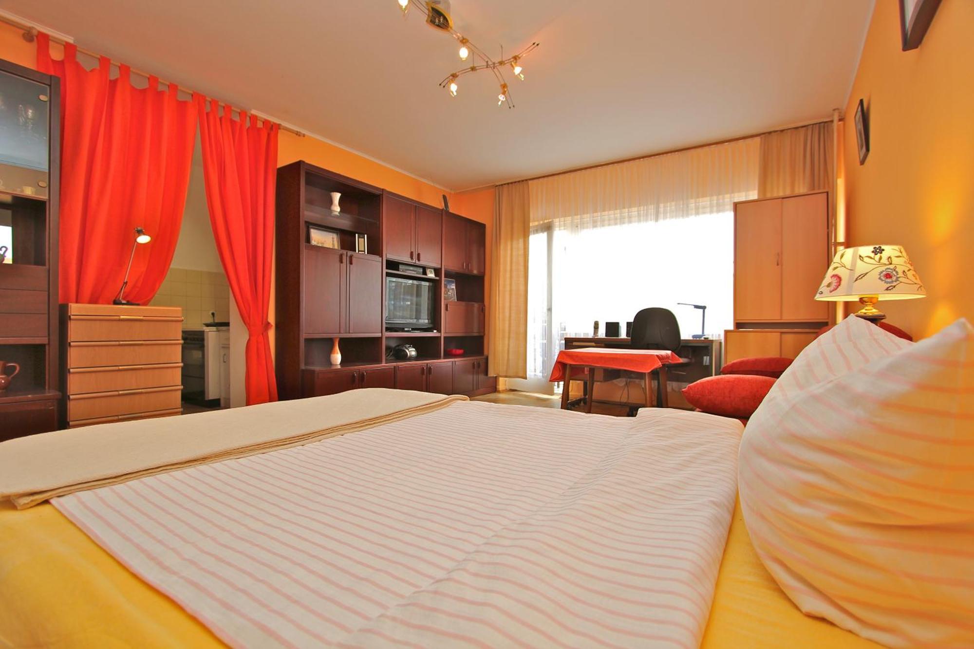 Private Apartments Near Exhibition Center 하노버 외부 사진
